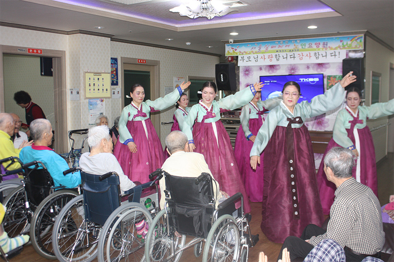 고전무용 공연시간입니다.